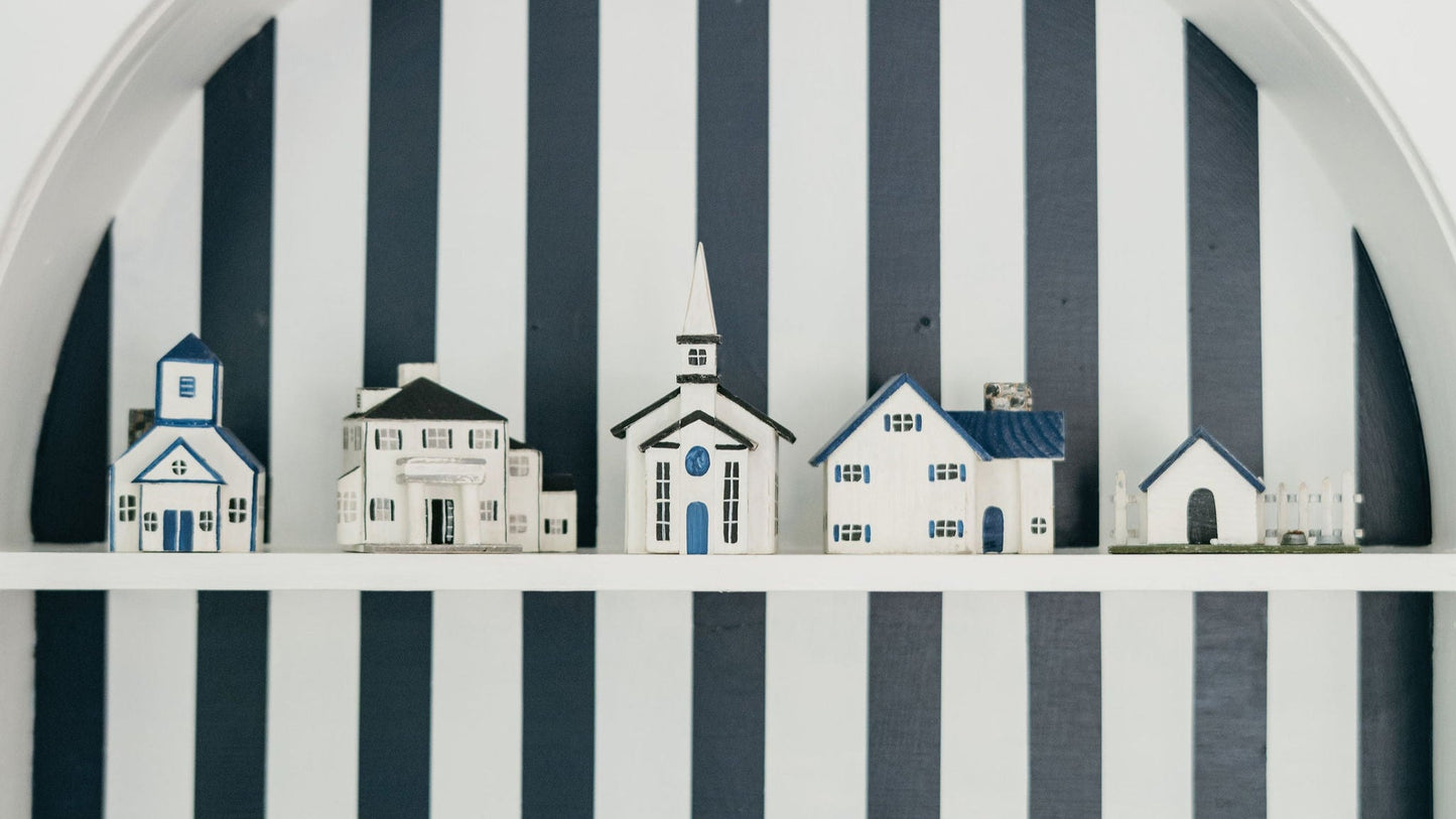 Handmade Thistlewood Village
