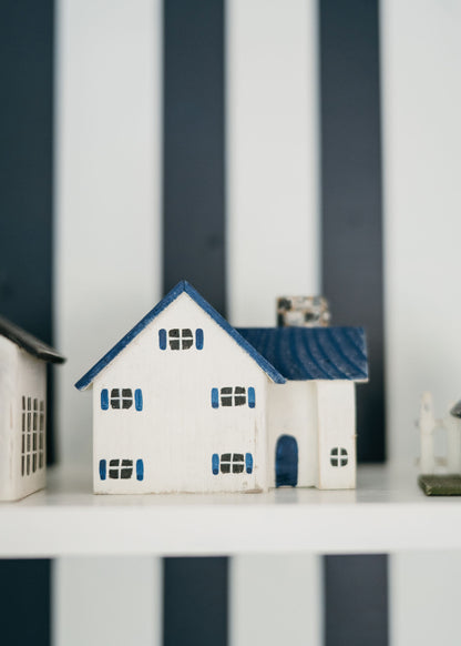 Handmade Thistlewood Village