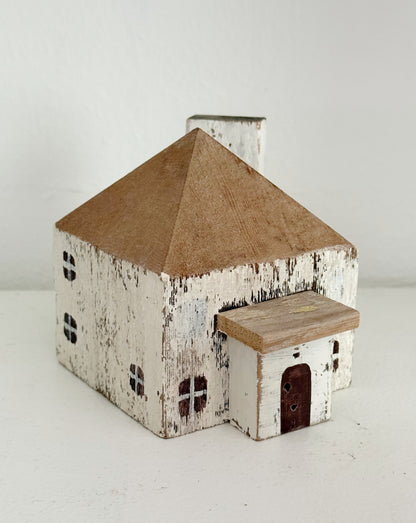 Distressed Shoemakers Cottage
