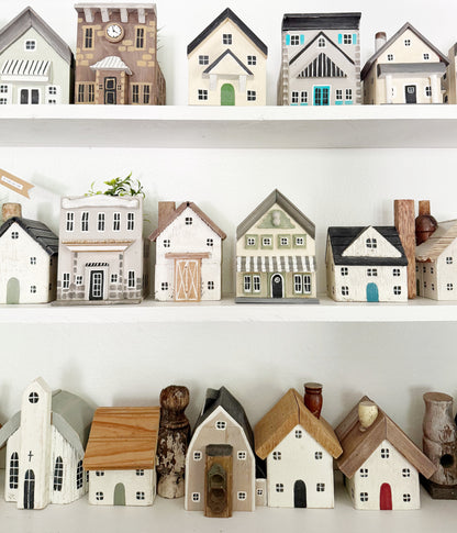 Schoolhouse Wood Mini Planter